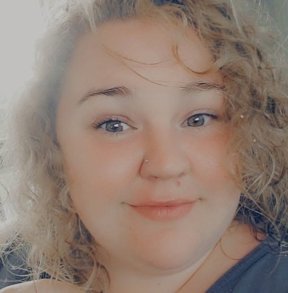 Meet your Posher, Rachel - Picture 1 of 1